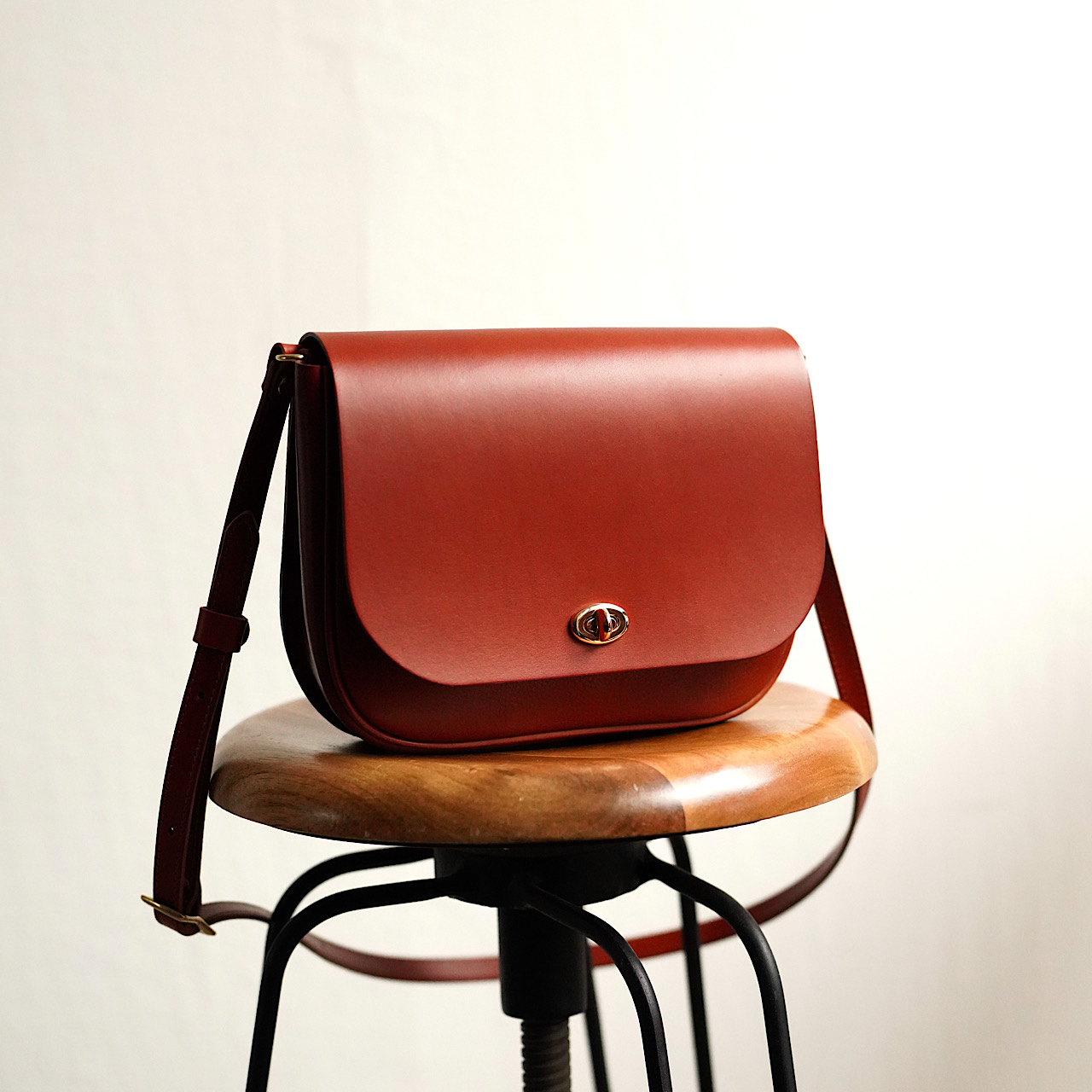 Clasp-H shoulder bag SIBILLA Marine