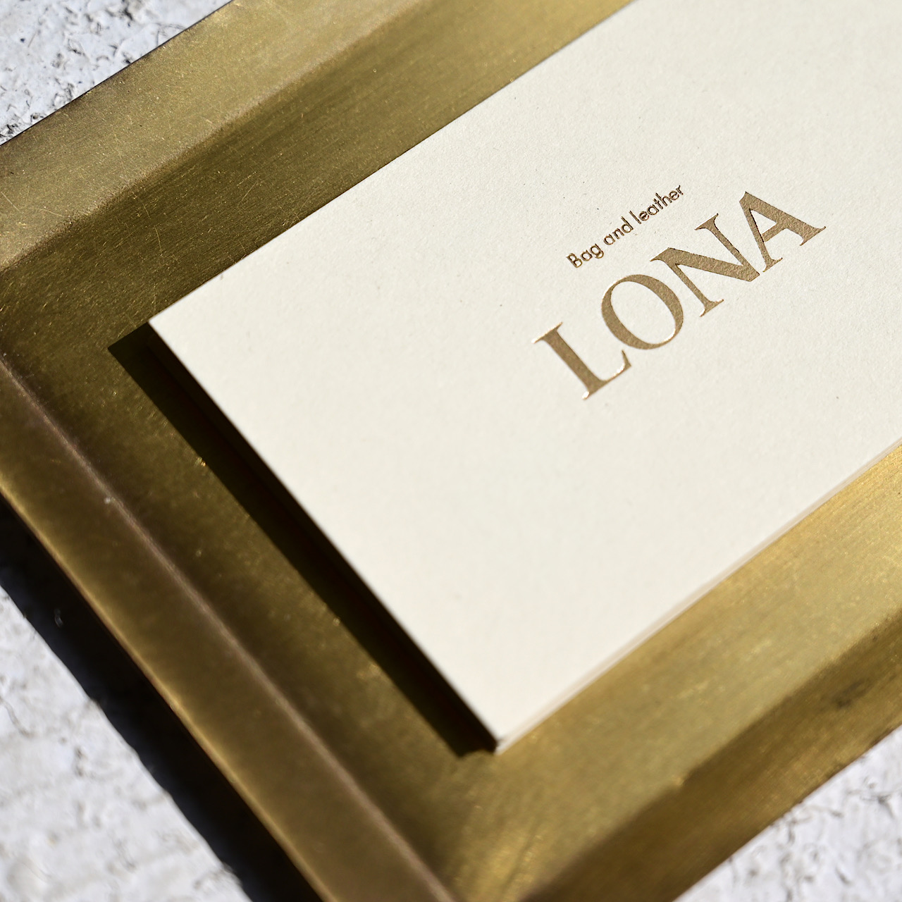 shop card レザープロダクト LONA